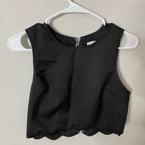 Tobi Elegant Black Scalloped Crop Top Small S/P Excellent Condition